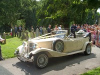 Stylishly Classic Wedding Car Hire 1066669 Image 0